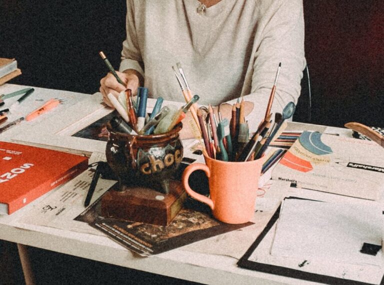Art Journaling for Mental Health: 5 Benefits